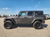 2017 Jeep Wrangler - Preview 4