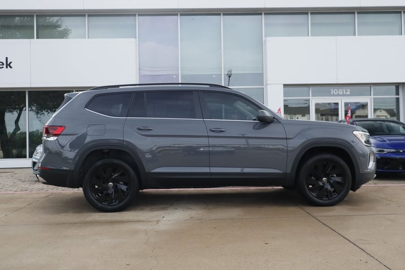 2026 Volkswagen Atlas - Image 2