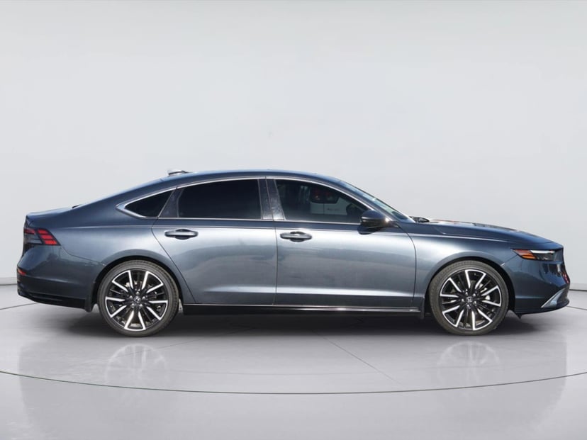 2023 Honda Accord - Image 2