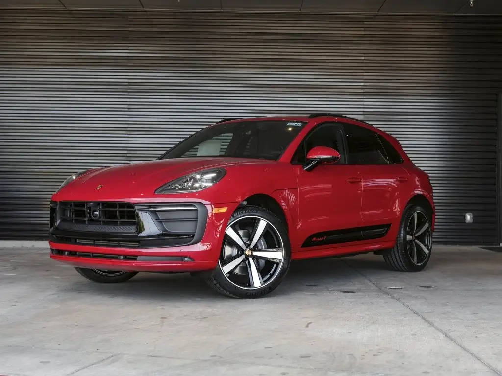 2026 Porsche Macan - Image 1