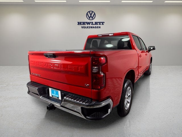 2025 Chevrolet Silverado - Image 3