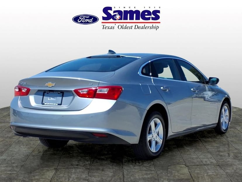 2024 Chevrolet Malibu - Image 3