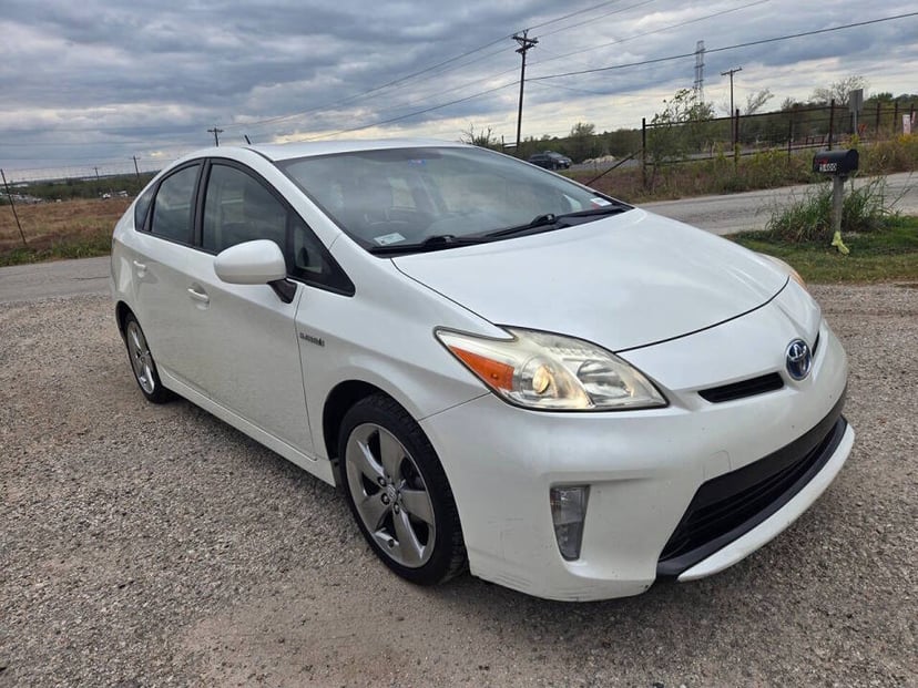 2013 Toyota Prius - Image 1