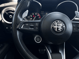 2023 Alfa Romeo Stelvio - Preview 12