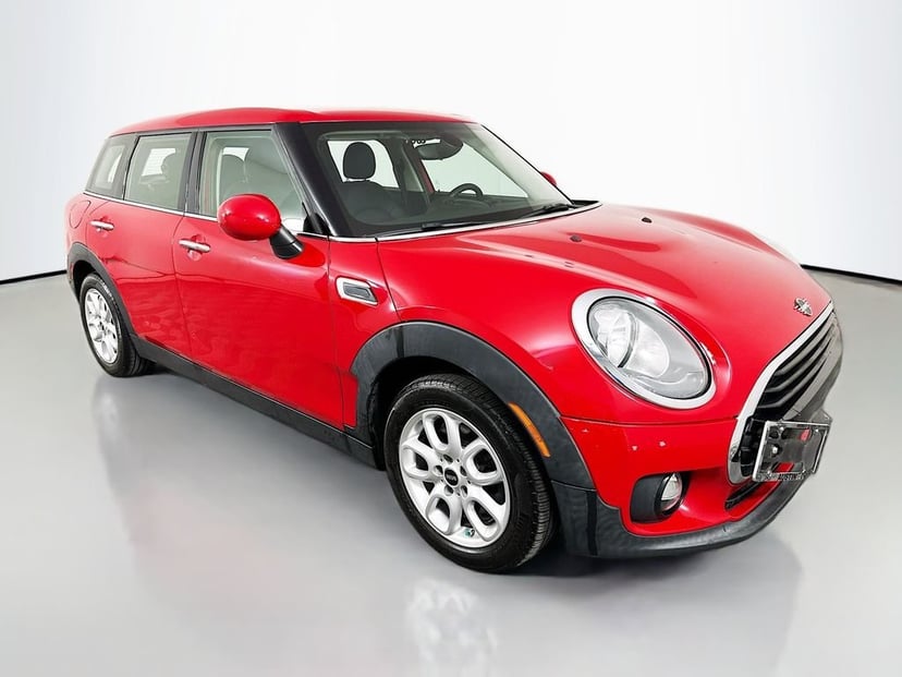 2019 MINI Cooper Clubman Signature 4D Wagon Red - Image 1