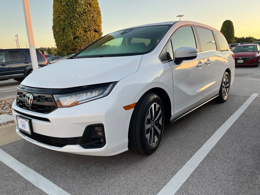 2026 Honda Odyssey - Image 1