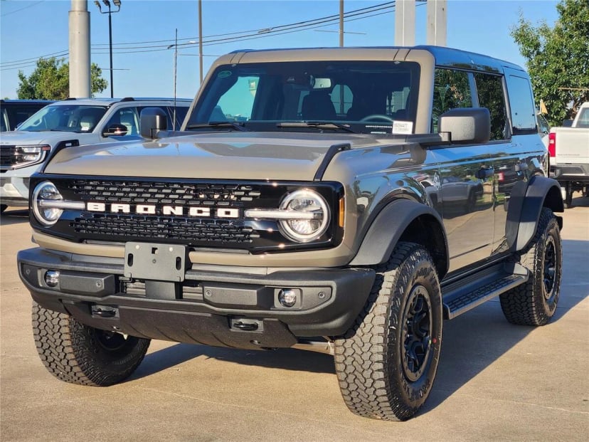2026 Ford Bronco - Image 1