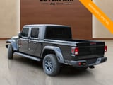 2026 Jeep Gladiator - Preview 4