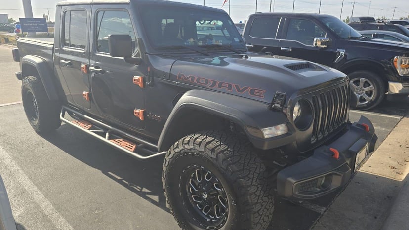 2021 Jeep Gladiator - Image 1