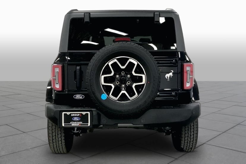 2026 Ford Bronco - Image 3