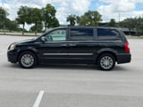 2015 Chrysler Town & Country - Preview 7