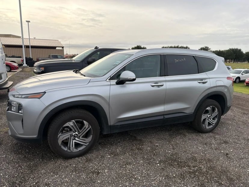 2023 Hyundai Santa Fe - Image 2