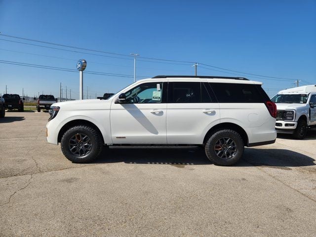 2027 Ford Expedition - Image 2
