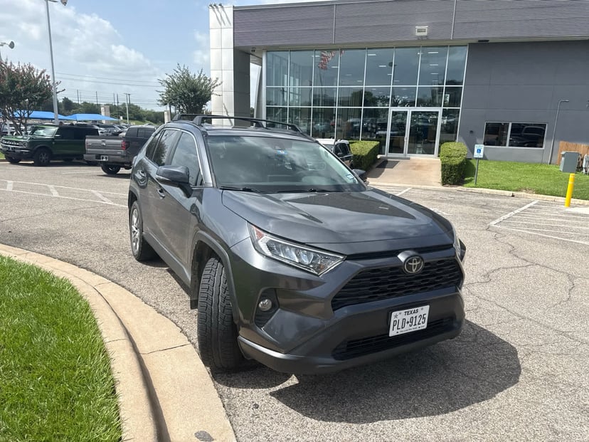 2019 Toyota RAV4 - Image 1