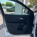 2020 Jeep Cherokee - Preview 12