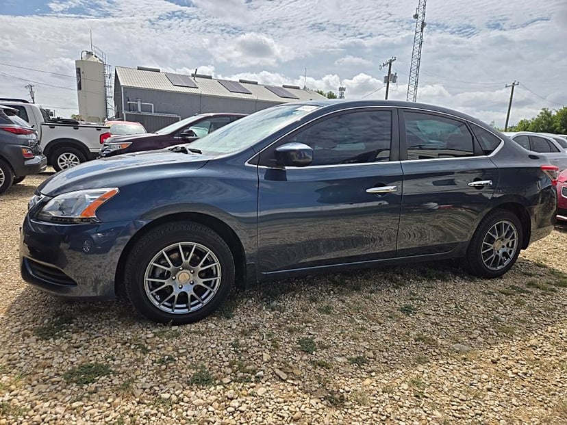 2013 Nissan Sentra - Image 1