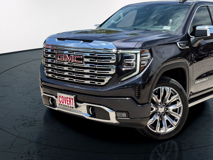 2023 GMC Sierra - Image 2