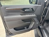 2026 Chevrolet Suburban - Preview 10