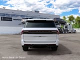 2027 Lincoln Navigator L - Preview 7