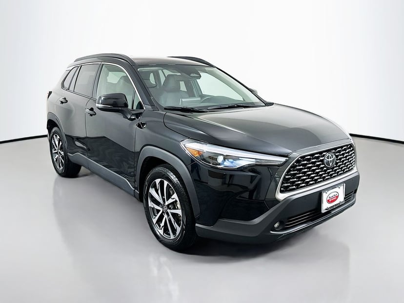 2025 Toyota Corolla Cross - Image 3