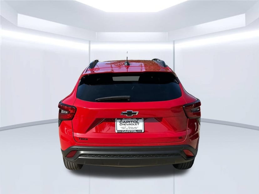 2026 Chevrolet Trax - Image 3