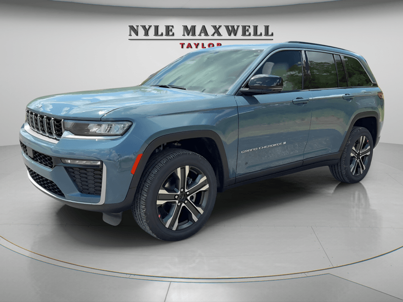 2027 Jeep Grand Cherokee - Image 1