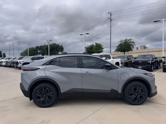 2026 Toyota C-HR - Image 2