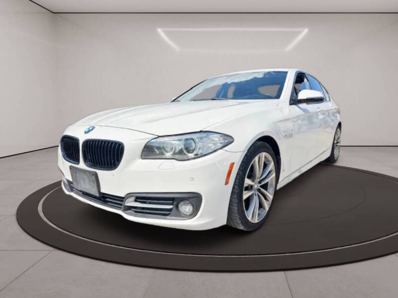 2016 BMW 5 Series - Image 1