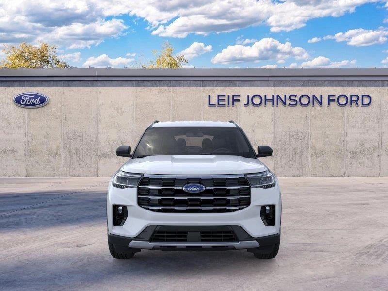2026 Ford Explorer - Image 2