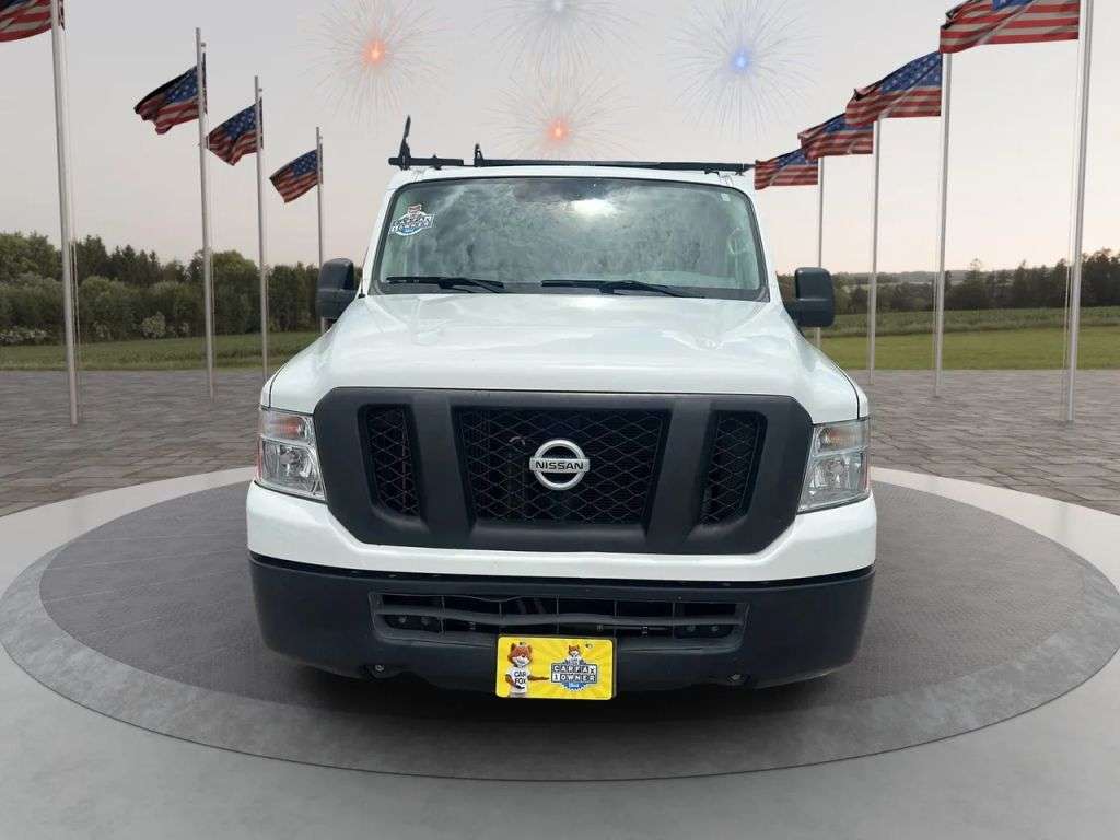2021 Nissan NV - Image 3