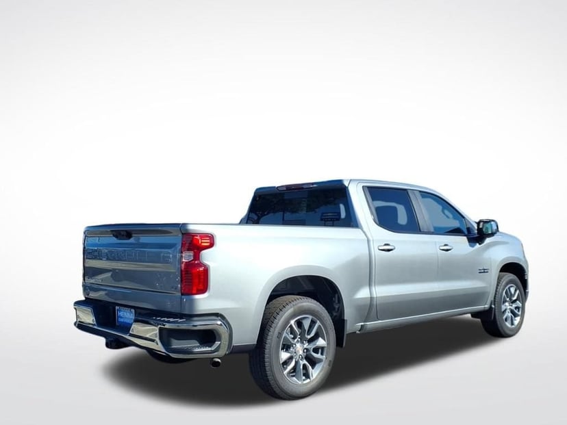 2026 Chevrolet Silverado 1500 - Image 3