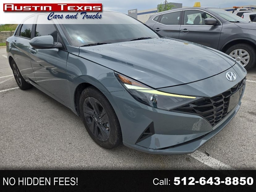 2022 Hyundai Elantra - Image 1