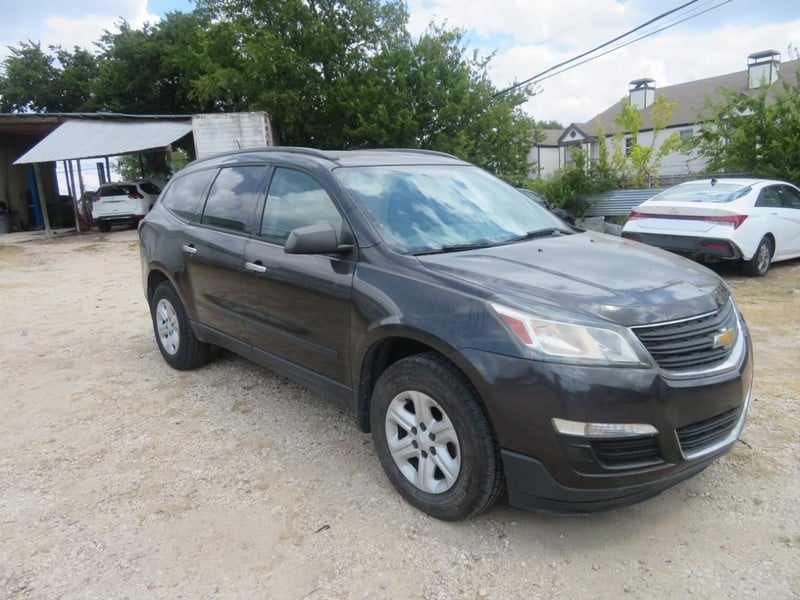 2017 Chevrolet Traverse - Image 1