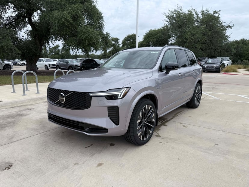 2026 Volvo XC90 - Image 1