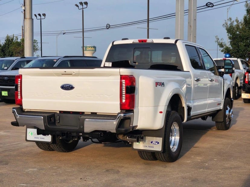 2026 Ford F-350 - Image 2