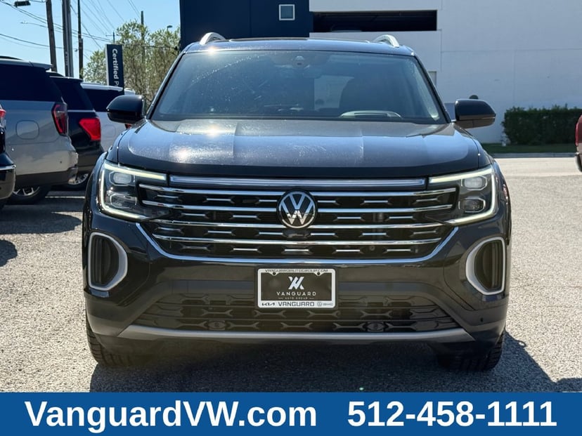 2024 Volkswagen Atlas - Image 1