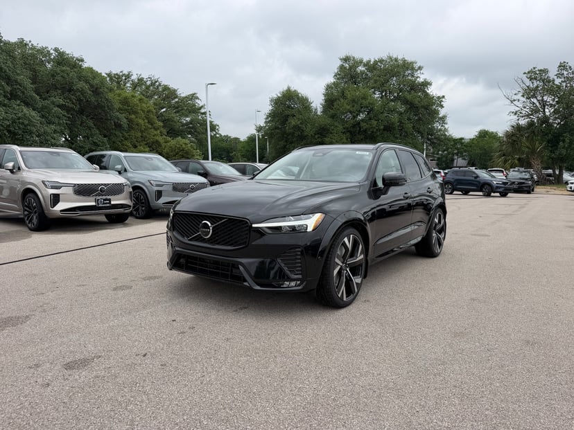 2026 Volvo XC60 - Image 1
