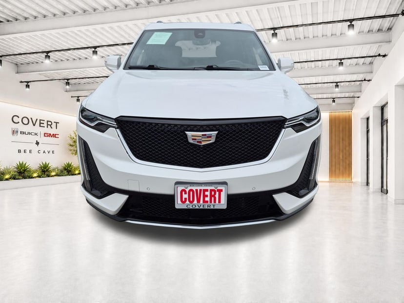 2023 Cadillac XT6 - Image 2
