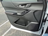 2027 Chevrolet Equinox - Preview 11