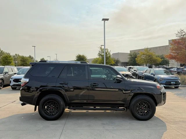 2021 Toyota 4runner - Image 3