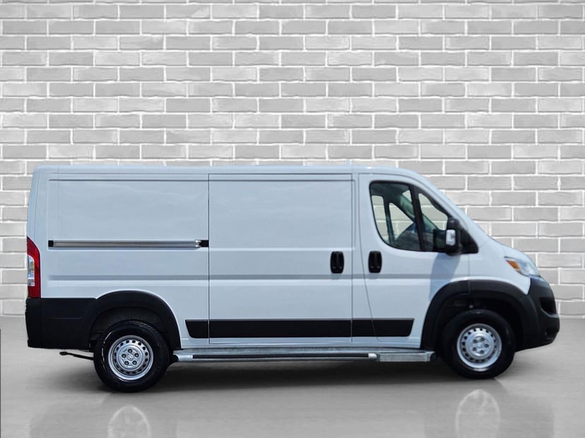 2025 RAM ProMaster Cargo Van - Image 2