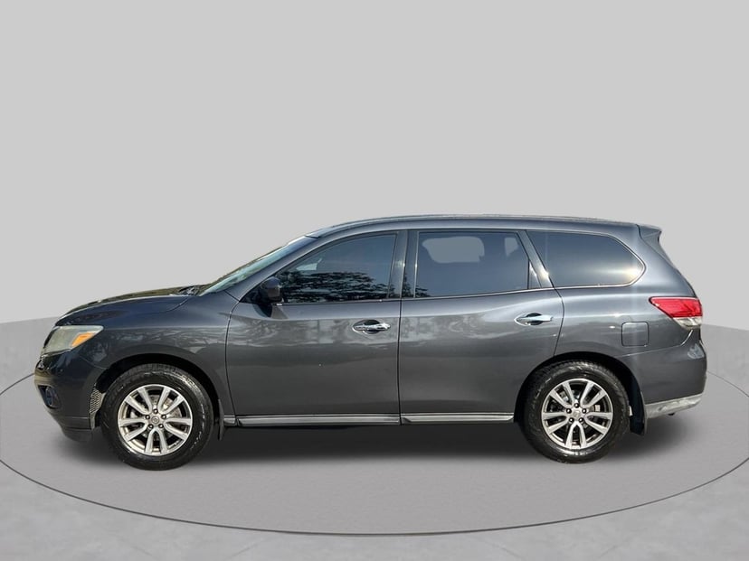 2014 Nissan Pathfinder - Image 1