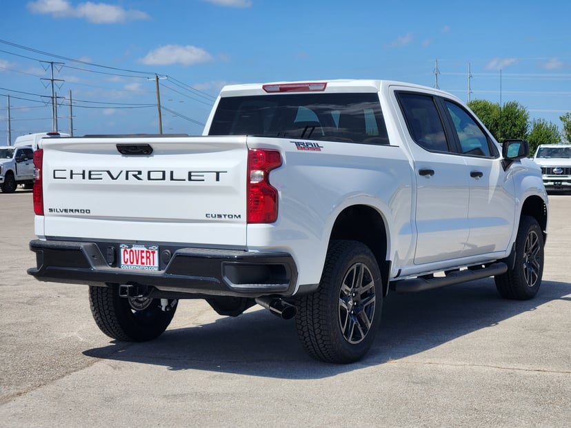 2026 Chevrolet Silverado 1500 - Image 3