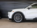 2026 Porsche Cayenne Electric - Preview 13