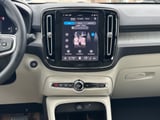 2026 Volvo XC40 - Preview 11