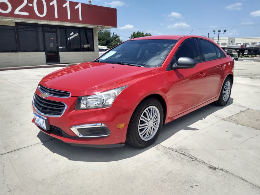 2015 Chevrolet Cruze - Image 1