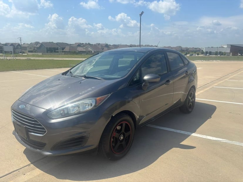 2017 Ford Fiesta - Image 1