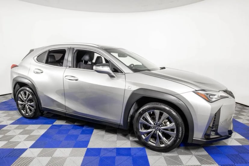 2019 Lexus UX - Image 2