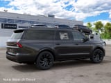 2027 Lincoln Navigator L - Preview 6