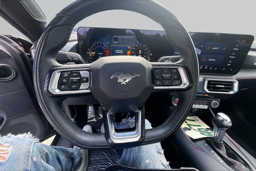 2025 Ford Mustang - Image 2